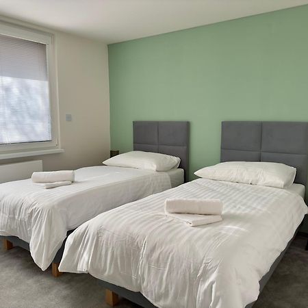 Apartman Olivia Leilighet Šamorín Eksteriør bilde